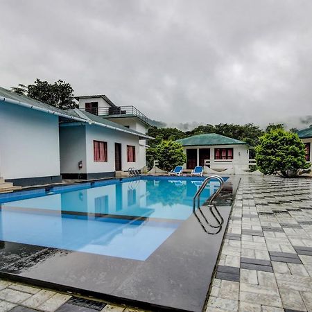 Treebo Trend Misty Garden Resorts With Mountain View Munnar Εξωτερικό φωτογραφία