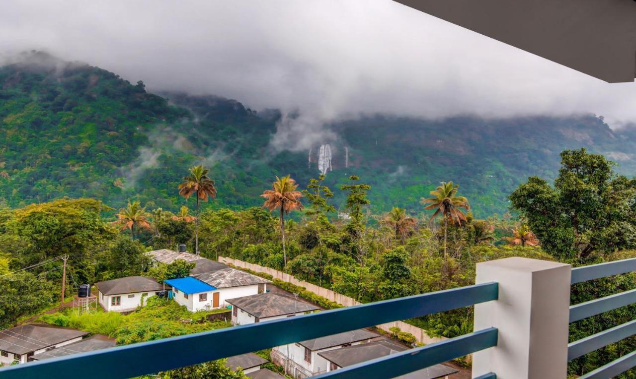 Treebo Trend Misty Garden Resorts With Mountain View Munnar Εξωτερικό φωτογραφία